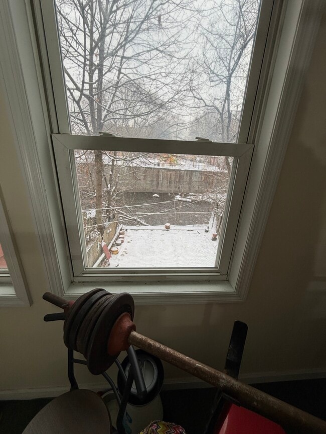 46 Ida St, Unit 2 in Troy, NY - Building Photo - Building Photo