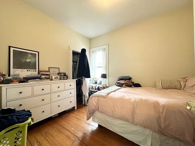 108 Beacon St in Somerville, MA - Building Photo - Building Photo