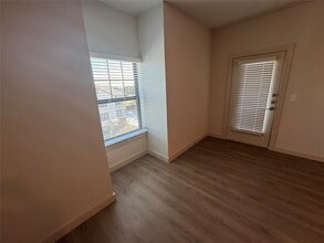 6000 Jones Rd in Bryan, TX - Building Photo - Building Photo