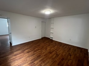 20 Kittanning Pike in Pittsburgh, PA - Building Photo - Building Photo