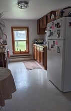 2022 Danby Rd, Unit 4 in Ithaca, NY - Foto de edificio - Building Photo