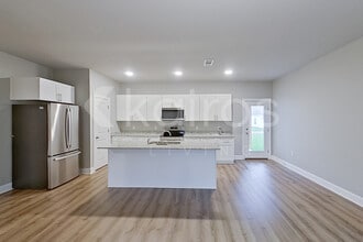 22844 Monterey Ave in Denham Springs, LA - Building Photo - Building Photo