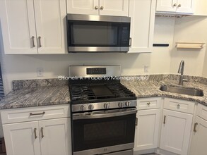 124 Leo Ave in North Providence, RI - Building Photo - Building Photo