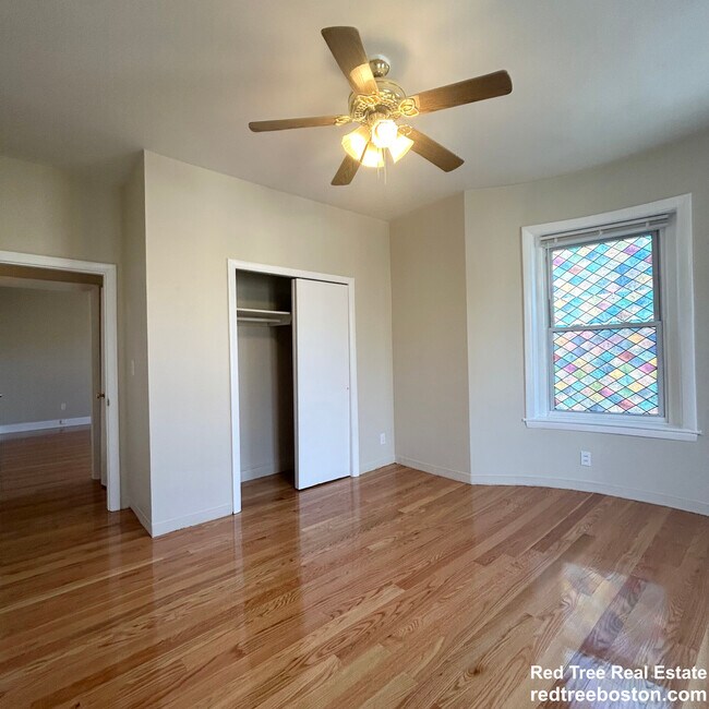 200 Saint Paul St, Unit 31 in Brookline, MA - Building Photo - Building Photo