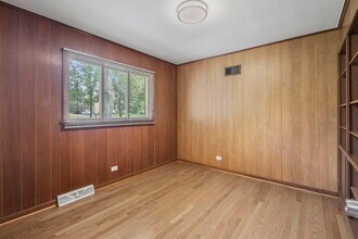 2712 2nd Private Rd in Flossmoor, IL - Building Photo - Building Photo