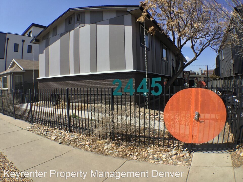 2445 Lawrence St in Denver, CO - Building Photo