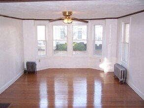 427 N Main St in Randolph, MA - Building Photo - Building Photo