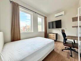 Nice room in a good neighborhood, Unit 4B in Brooklyn, NY - Building Photo