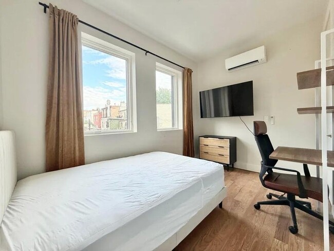 property at 980 Kent Ave