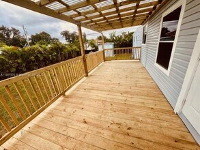 5923 Oroverde Blvd in West Palm Beach, FL - Building Photo - Building Photo