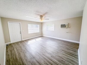 3445 Hi St in Lake Worth Beach, FL - Building Photo - Building Photo