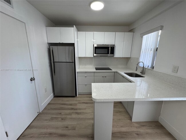 1971 NW 2nd Ct in Miami, FL - Building Photo - Building Photo