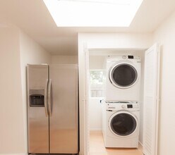 2018 Monterey St in Santa Barbara, CA - Building Photo - Building Photo