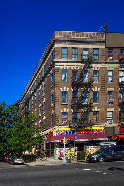 1800 Amsterdam Ave in New York, NY - Foto de edificio