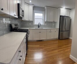 19 Nahant Pl in Lynn, MA - Building Photo - Building Photo