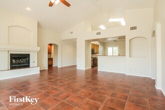 8229 N Sombrero Point Dr in Tucson, AZ - Building Photo - Building Photo