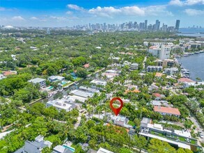 1826 Fairhaven Pl in Miami, FL - Building Photo - Building Photo