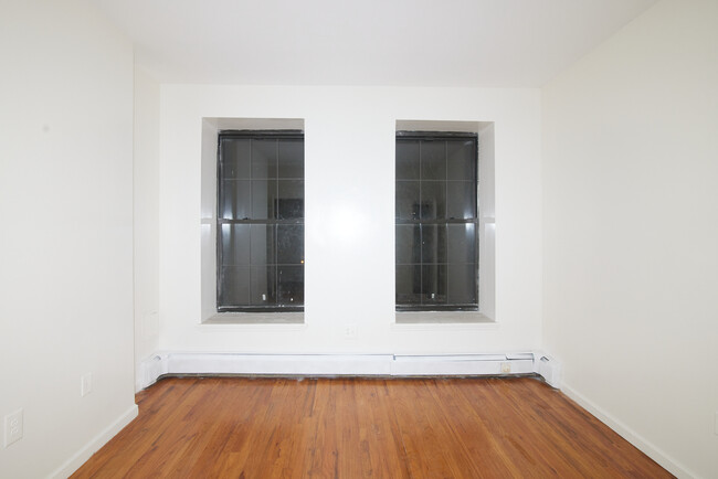 450 Madison St in Brooklyn, NY - Building Photo - Building Photo