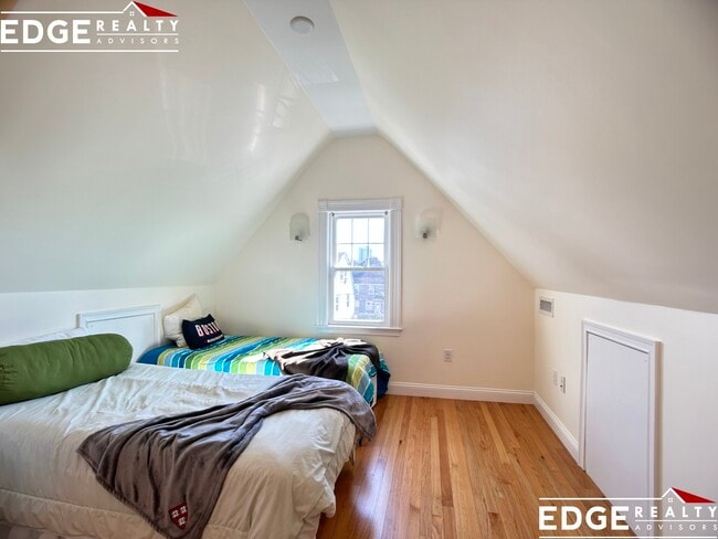 12 Hopedale St, Unit 1 in Boston, MA - Building Photo - Building Photo