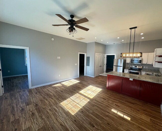 123 W Main St in Fruitland, MD - Building Photo - Building Photo