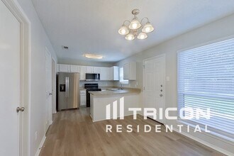 809 Waggoman Rd in Fort Worth, TX - Building Photo - Building Photo