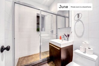 Room in Shared 2.0 bed/1 bath home in Brooklyn, NY - Foto de edificio - Building Photo
