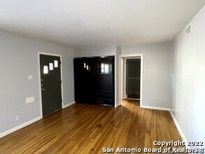 506 Trudell Dr in San Antonio, TX - Building Photo - Building Photo