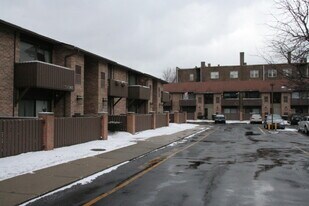 11015 Lake Ave, Unit 8 in Cleveland, OH - Building Photo