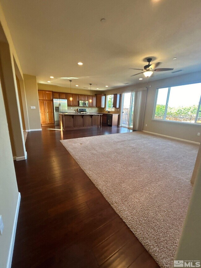 5421 Energystone Dr in Sparks, NV - Building Photo - Building Photo