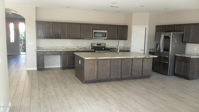 11991 W Polk St in Avondale, AZ - Building Photo - Building Photo