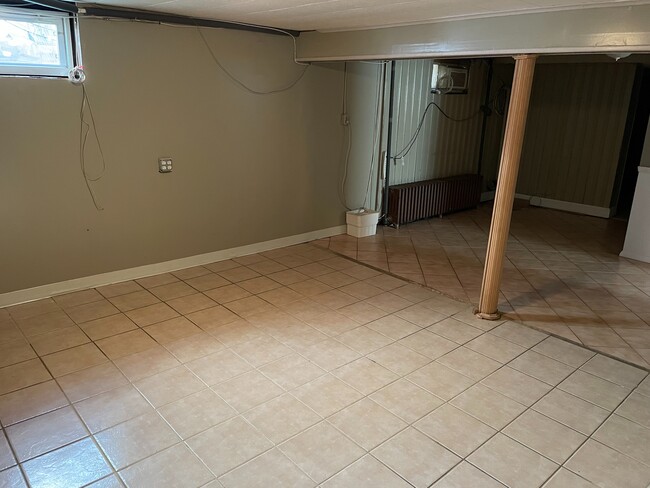 215 Karsey St in Highland Park, NJ - Building Photo - Building Photo