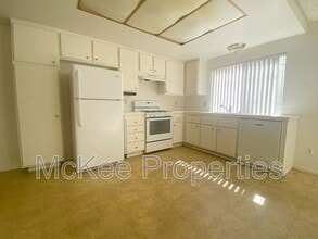 2686 Dusk Dr in San Diego, CA - Building Photo - Building Photo