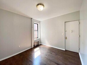2254 5th Ave in New York, NY - Building Photo - Building Photo