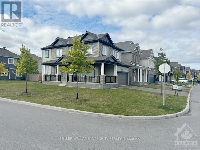 838 Regulus Ridge in Ottawa, ON - Building Photo - Building Photo