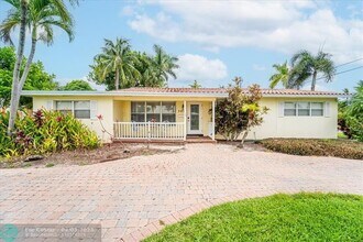 391 SE 6th Ct in Pompano Beach, FL - Building Photo - Building Photo