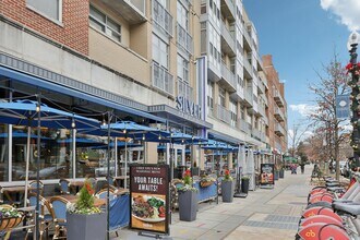 Alto Towers in Washington, DC - Foto de edificio - Building Photo