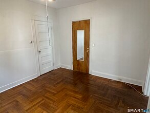 631 Colorado Ave in Bridgeport, CT - Building Photo - Building Photo