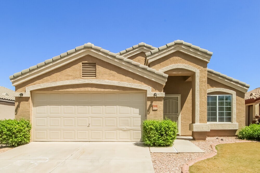 10346 E Diamond Ave in Mesa, AZ - Building Photo