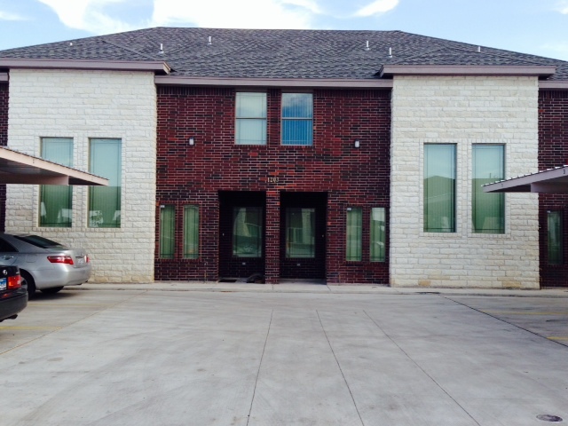 1203 W Fig Ave, Unit 4 in Pharr, TX - Building Photo