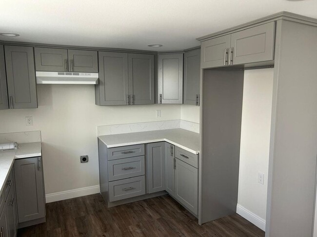 18031 Arline Ave in Artesia, CA - Building Photo - Building Photo