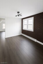 111 Bower St in Linden, NJ - Building Photo - Building Photo