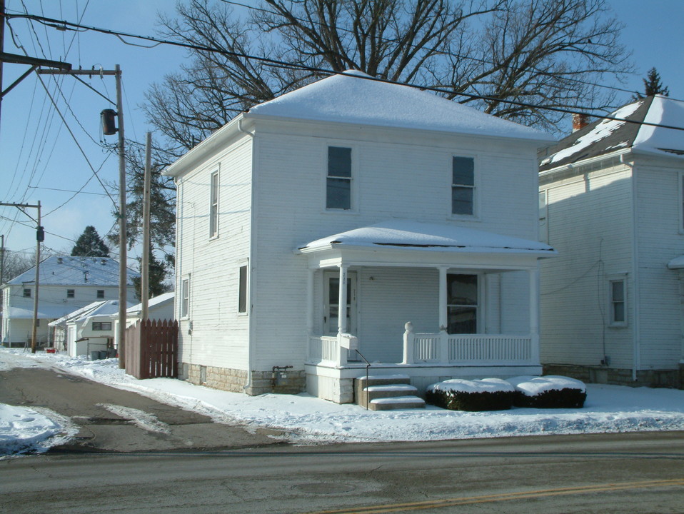 218-222 N College St in Piqua, OH - Building Photo