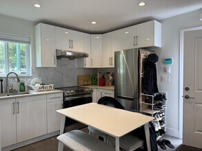 2040 E 47th Ave in Vancouver, BC - Building Photo - Building Photo