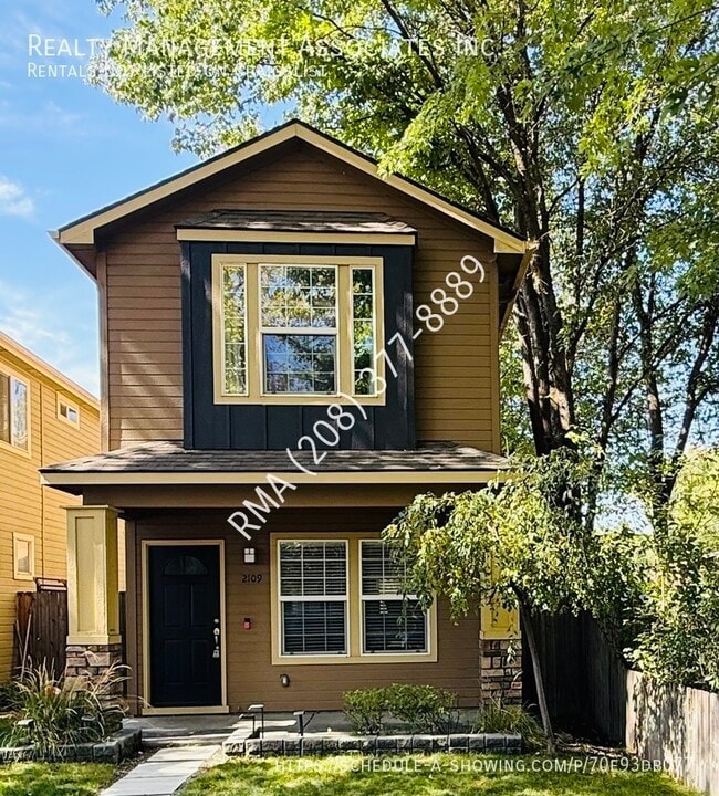 property at 2109 N 34th St
