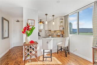 1848 Kahakai Dr in Honolulu, HI - Building Photo - Building Photo