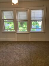 3206 French St, Unit 2 in Erie, PA - Foto de edificio - Building Photo