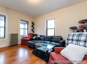 15 Cushman Rd in Boston, MA - Building Photo