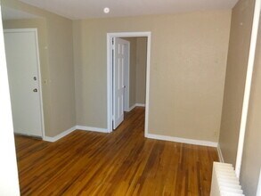 476 Herschel St. in St. Paul, MN - Building Photo - Interior Photo