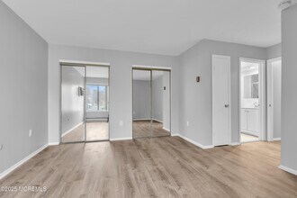 145 Cross Slope Ct in Manalapan, NJ - Building Photo - Building Photo