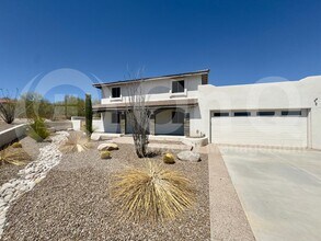 3700 N San Sebastián Dr in Tucson, AZ - Building Photo - Building Photo